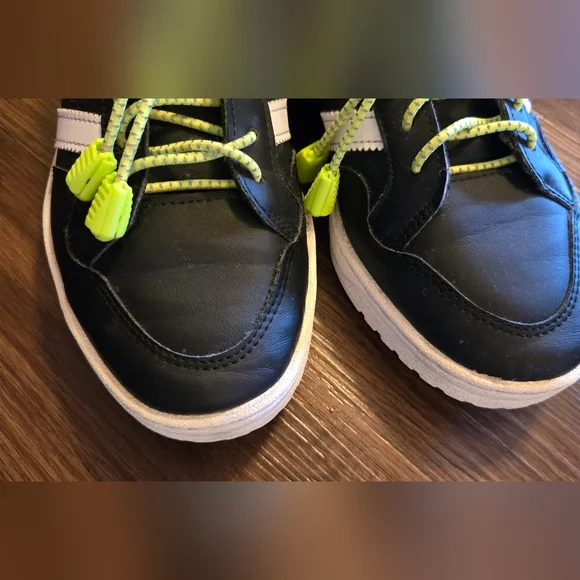 Adidas Kids Black and White Sneakers - Picture 9 of 12